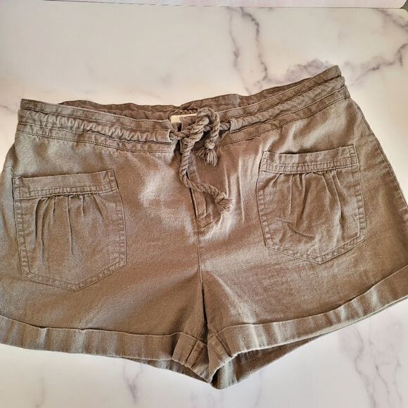 I love H81 cuffed summer short shorts rope closure - Picture 1 of 4